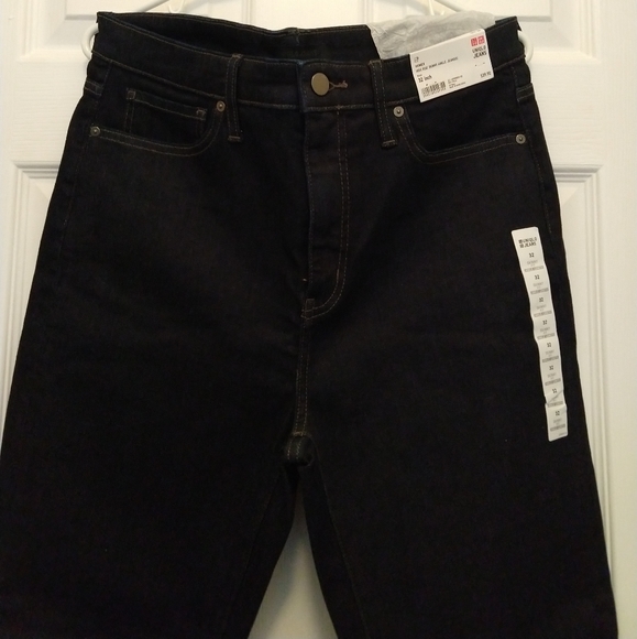 Host Pick 🎉 Uniqlo jeans - Picture 5 of 7